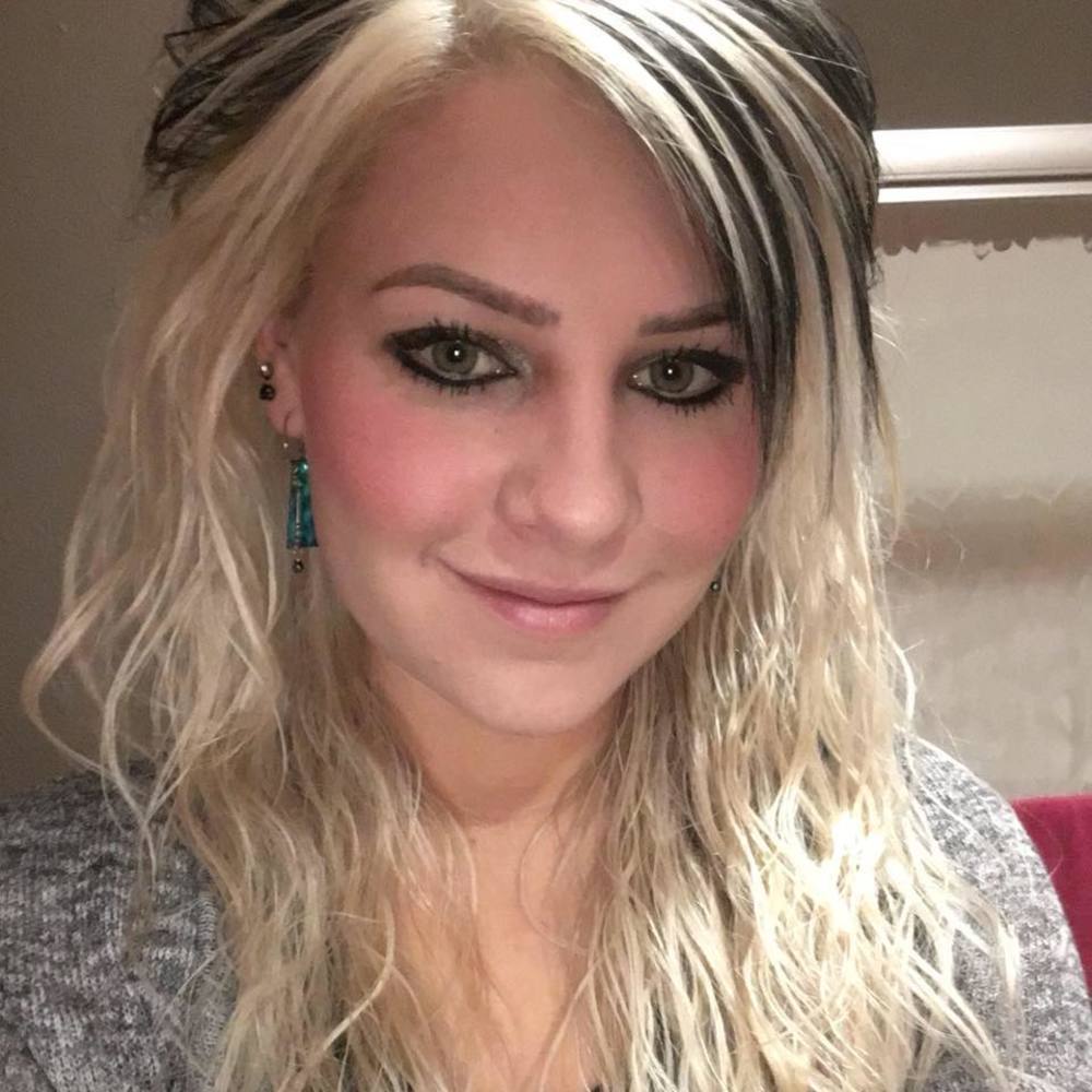 Meet your Posher, Kallie